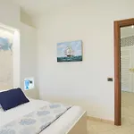 Отель Caesar & 4*