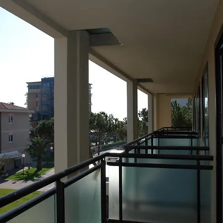 Caesar & 4* Lido di Camaiore